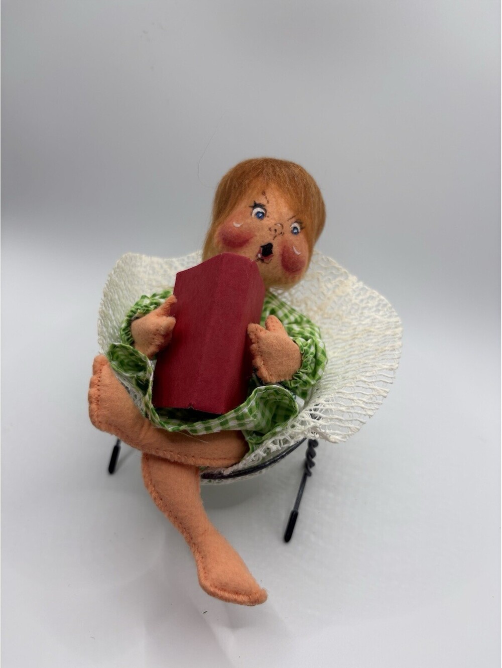 Annalee Doll 7" Summer Solitude #966999 Mobilitee Reading Book VTG 99-00 W Tags